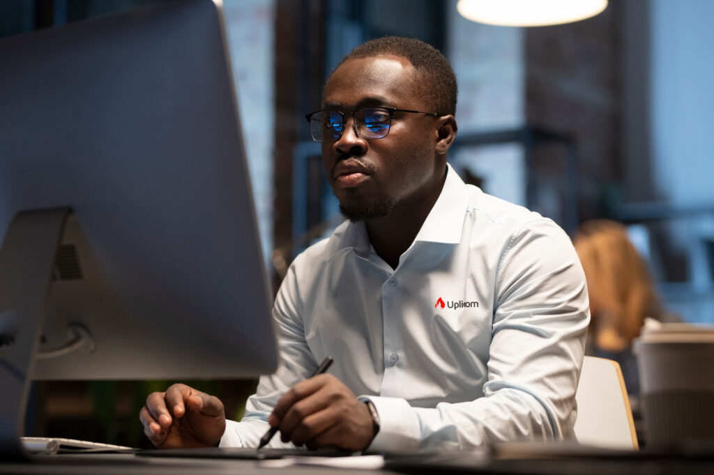 Uplicom-Technology-Solutions-Consultant